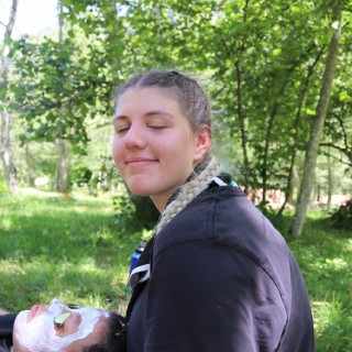 352f0e0e0369095f4646f1ae797359e7