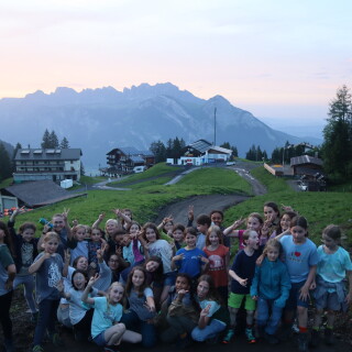 83dc4a6cb2dd7fc7905d0fc0e561659e