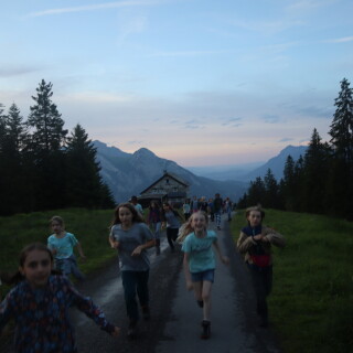 98e8d31ee650eec192f2c70e1ce319c3